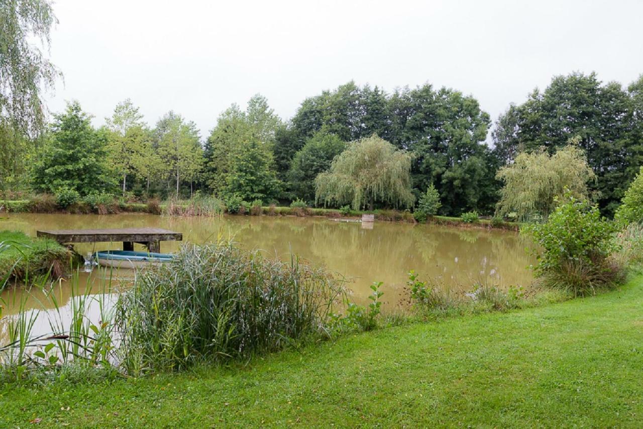 Gite Des Peupliers Girondelle Exterior photo