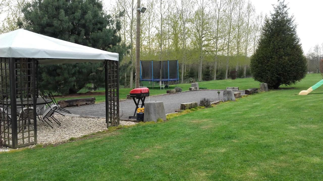 Gite Des Peupliers Girondelle Exterior photo