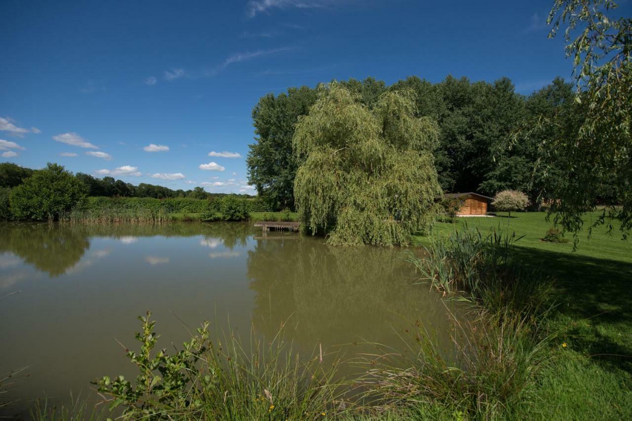 Gite Des Peupliers Girondelle Exterior photo